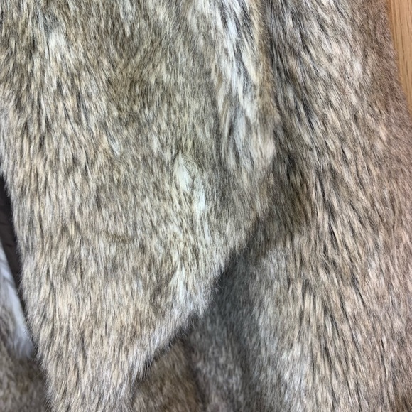 JACK BB DAKOTA Size M Brown Open Faux Fur Vest - Picture 3 of 4